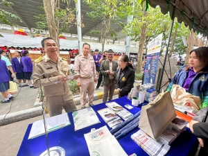 คณะเทคโนโลยีอุตสาหกรรม และกองบริการการศึกษา ลงพื้นที่ออกบูธแนะแนวการศึกษาและอาชีพโรงเรียนสามชุกรัตนโภคาราม พบว่า ร้อยละ 80 ของนักเรียนชายและหญิงที่เข้าร่วมการแนะแนวฯ มีความสนใจในหลักสูตรบริหารธุรกิจบัณฑิต