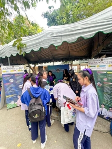 คณะเทคโนโลยีอุตสาหกรรม และกองบริการการศึกษา ลงพื้นที่ออกบูธแนะแนวการศึกษาและอาชีพโรงเรียนสามชุกรัตนโภคาราม พบว่า ร้อยละ 80 ของนักเรียนชายและหญิงที่เข้าร่วมการแนะแนวฯ มีความสนใจในหลักสูตรบริหารธุรกิจบัณฑิต