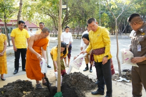 อธิการบดี มรภ.เทพสตรี นำผู้บริหาร ร่วมโครงการ ผู้ว่าฯ พาแต่งไทย หิ้วปิ่นโตทำบุญ เกื้อกูลพระพุทธศาสนา รักษาสิ่งแวดล้อม จ.ลพบุรี ครั้งที่ 1