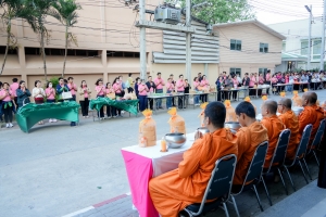 คณะมนุษยศาสตร์ฯ จัดพิธีทำบุญตักบาตรเนื่องในโอกาสวันขึ้นปีใหม่