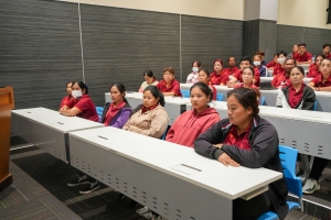 มรภ.เทพสตรี จัดประชุมแม่บ้านบริษัทเพื่อชี้แจงการทำความสะอาดภายในมหาวิทยาลัย