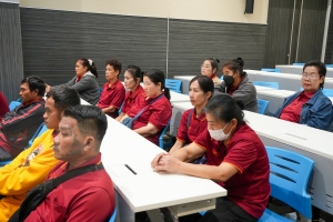 มรภ.เทพสตรี จัดประชุมแม่บ้านบริษัทเพื่อชี้แจงการทำความสะอาดภายในมหาวิทยาลัย
