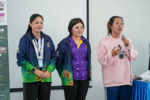 ปชส. มรภ.เทพสตรี พร้อมด้วย คณะวิทยาการจัดการ คณะเทคโนโลยีอุตสาหกรรม กองบริการการศึกษา และกองพัฒนานักศึกษา ลงพื้นที่แนะแนวการศึกษาและอาชีพโรงเรียนพระนารายณ์ พบว่า ร้อยละ 70 ของนักเรียนชายและหญิงที่เข้าร่วมการแนะแนวมีความสนใจในหลักสูตรครุศาสตรบัณฑิต และร้อยละ 30 มีความสนใจในหลักสูตรบริหารธุรกิจบัณฑิต และหลักสูตรอุตสาหกรรมศาสตรบัณฑิต