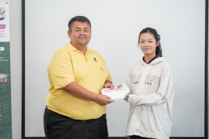 ปชส. มรภ.เทพสตรี พร้อมด้วย คณะวิทยาการจัดการ คณะเทคโนโลยีอุตสาหกรรม กองบริการการศึกษา และกองพัฒนานักศึกษา ลงพื้นที่แนะแนวการศึกษาและอาชีพโรงเรียนพระนารายณ์ พบว่า ร้อยละ 70 ของนักเรียนชายและหญิงที่เข้าร่วมการแนะแนวมีความสนใจในหลักสูตรครุศาสตรบัณฑิต และร้อยละ 30 มีความสนใจในหลักสูตรบริหารธุรกิจบัณฑิต และหลักสูตรอุตสาหกรรมศาสตรบัณฑิต