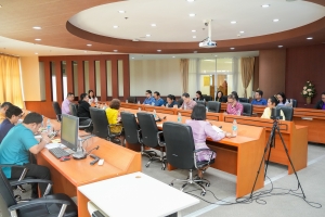 การประชุม คกก.ขับเคลื่อนการดำเนินงานตามเกณฑ์ EdPEx V มรภ.เทพสตรี ประจำปีการศึกษา 2567 ครั้งที่ 1/68