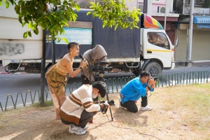อธิการบดี มรภ.เทพสตรี นำผู้บริหาร คณาจารย์ บุคลากร ร่วมถ่ายทำ MV นุ่งโจงห่มสไบ ประชาสัมพันธ์งานแผ่นดินสมเด็จพระนารายณ์มหาราช