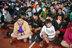 ปชส. มรภ.เทพสตรี พร้อมด้วยคณะเทคโนโลยีอุตสาหกรรม กองบริการการศึกษา และกองพัฒนานักศึกษา ลงพื้นที่ออกบูธแนะแนวการศึกษาและอาชีพโรงเรียนพระนารายณ์ พบว่า ร้อยละ 70 ของนักเรียนชายและหญิงที่เข้าร่วมการแนะแนวมีความสนใจในหลักสูตรครุศาสตรบัณฑิต และร้อยละ 30 มีความสนใจในหลักสูตรบริหารธุรกิจบัณฑิต และหลักสูตรอุตสาหกรรมศาสตรบัณฑิต