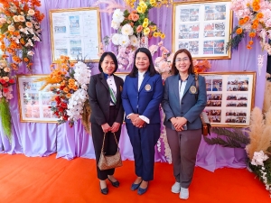 มรภ.เทพสตรี รับมอบทุนการศึกษา จากคุณสมาน - คุณเพียงเพ็ญ คุณากรไพบูลย์ศิริ และครอบครัว เจ้าของบริษัท เกรียงถาวรคอนเทนเนอร์ จำกัด เพื่อนำมามอบเป็นทุนการศึกษาให้แก่นักศึกษา มรภ.เทพสตรี