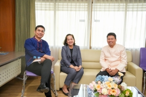 มรภ.เทพสตรี ร่วมกับ จ.ลพบุรี จัดอบรมถ่ายทอดเทคโนโลยีการผลิตอาหารลิงสำเร็จรูปและการบริหารจัดการด้านการให้อาหารลิงอย่างเป็นระบบ
