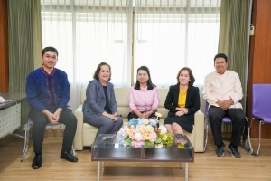 มรภ.เทพสตรี ร่วมกับ จ.ลพบุรี จัดอบรมถ่ายทอดเทคโนโลยีการผลิตอาหารลิงสำเร็จรูปและการบริหารจัดการด้านการให้อาหารลิงอย่างเป็นระบบ