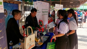 ปชส. มรภ.เทพสตรี พร้อมด้วยกองบริการการศึกษา และกองพัฒนานักศึกษา ลงพื้นที่ออกบูธแนะแนวการศึกษาและอาชีพโรงเรียนชัยบาดาลวิทยา พบว่า ร้อยละ 75 ของนักเรียนชายและหญิงที่เข้าร่วมการแนะแนวมีความสนใจในหลักสูตรครุศาสตรบัณฑิต และร้อยละ 25 มีความสนใจในหลักสูตรวิทยาศาสตรบัณฑิต