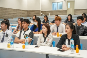 สาขาวิชานิติศาสตร์จัดอบรมและแลกเปลี่ยนเรียนรู้กฎหมายกับสถานประกอบการ