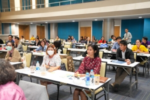 คณะครุศาสตร์จัดการอบรมให้ครูประจำการและศิษย์เก่า 