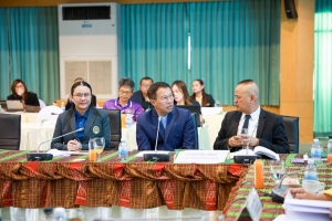 อธิการบดี มรภ.เทพสตรี พร้อมด้วยรองอธิการบดีฝ่ายวางแผนและวิจัย ร่วมการประชุมที่ประชุมอธิการบดีมหาวิทยาลัยราชภัฏ ครั้งที่ 1 (178)/2568
