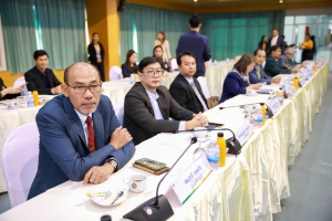 อธิการบดี มรภ.เทพสตรี พร้อมด้วยรองอธิการบดีฝ่ายวางแผนและวิจัย ร่วมการประชุมที่ประชุมอธิการบดีมหาวิทยาลัยราชภัฏ ครั้งที่ 1 (178)/2568