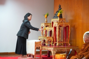 ศูนย์ภาษา จัดพิธีทำบุญเนื่องในโอกาสวันขึ้นปีใหม่