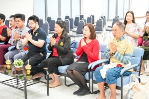 ศูนย์ภาษา จัดพิธีทำบุญเนื่องในโอกาสวันขึ้นปีใหม่