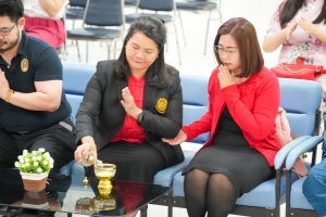 ศูนย์ภาษา จัดพิธีทำบุญเนื่องในโอกาสวันขึ้นปีใหม่
