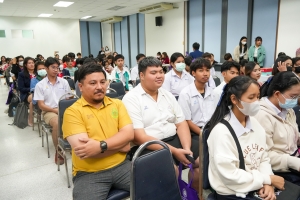 ศูนย์ภาษาจัดงานเทศกาลภาษานานาชาติ 2025