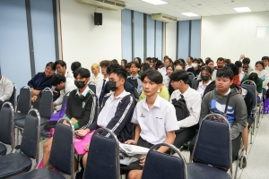 ศูนย์ภาษาจัดงานเทศกาลภาษานานาชาติ 2025