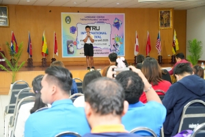 ศูนย์ภาษาจัดงานเทศกาลภาษานานาชาติ 2025