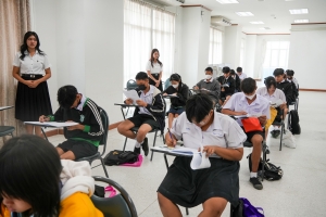 ศูนย์ภาษาจัดงานเทศกาลภาษานานาชาติ 2025