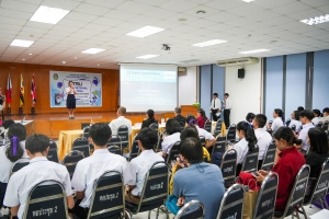 ศูนย์ภาษาจัดงานเทศกาลภาษานานาชาติ 2025