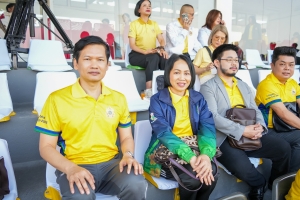 อธิการบดี มรภ.เทพสตรี พร้อมด้วยผู้บริหาร คณาจารย์ บุคลากร นำนักกีฬาฟุตบอลมหาวิทยาลัยฯ เข้าร่วมการแข่งขันฟุตบอลราชภัฏคิงส์คัพ ครั้งที่ 1 ชิงถ้วยพระราชทานพระบาทสมเด็จพระเจ้าอยู่หัว