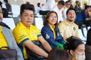 อธิการบดี มรภ.เทพสตรี พร้อมด้วยผู้บริหาร คณาจารย์ บุคลากร นำนักกีฬาฟุตบอลมหาวิทยาลัยฯ เข้าร่วมการแข่งขันฟุตบอลราชภัฏคิงส์คัพ ครั้งที่ 1 ชิงถ้วยพระราชทานพระบาทสมเด็จพระเจ้าอยู่หัว