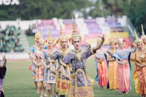 อธิการบดี มรภ.เทพสตรี พร้อมด้วยผู้บริหาร คณาจารย์ บุคลากร นำนักกีฬาฟุตบอลมหาวิทยาลัยฯ เข้าร่วมการแข่งขันฟุตบอลราชภัฏคิงส์คัพ ครั้งที่ 1 ชิงถ้วยพระราชทานพระบาทสมเด็จพระเจ้าอยู่หัว