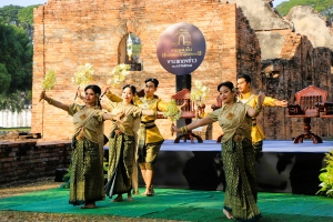 มรภ.เทพสตรี ร่วมงานแถลงข่าวการจัดงานแผ่นดินสมเด็จพระนารายณ์มหาราช