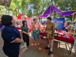 ปชส. มรภ.เทพสตรี พร้อมด้วย คณะเทคโนโลยีอุตสาหกรรม และกองบริการการศึกษา ลงพื้นที่ออกบูธแนะแนวการศึกษาและอาชีพโรงเรียนพิบูลวิทยาลัย พบว่า ร้อยละ 70 ของนักเรียนชายและหญิงที่เข้าร่วมการแนะแนวมีความสนใจในหลักสูตรครุศาสตรบัณฑิต และร้อยละ 30 มีความสนใจในหลักสูตรวิทยาศาสตรบัณฑิต