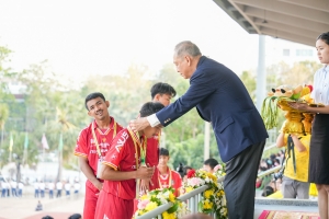 มรภ.เทพสตรี ร่วมพิธีปิดการแข่งขันฟุตบอลราชภัฏคิงส์คัพ ครั้งที่ 1 ชิงถ้วยพระราชทานพระบาทสมเด็จพระเจ้าอยู่หัว