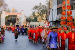 อธิการบดี มรภ.เทพสตรี นำผู้บริหาร คณาจารย์ และบุคลากร ร่วมต้อนรับรัฐมนตรีช่วยว่าการกระทรวงมหาดไทย ในพิธีเปิดงานแผ่นดินสมเด็จพระนารายณ์มหาราช ครั้งที่ 37 ประจำปี พ.ศ. 2568