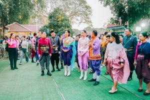 อธิการบดี มรภ.เทพสตรี นำผู้บริหาร คณาจารย์ และบุคลากร ร่วมต้อนรับรัฐมนตรีช่วยว่าการกระทรวงมหาดไทย ในพิธีเปิดงานแผ่นดินสมเด็จพระนารายณ์มหาราช ครั้งที่ 37 ประจำปี พ.ศ. 2568