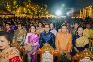 อธิการบดี มรภ.เทพสตรี นำผู้บริหาร คณาจารย์ และบุคลากร ร่วมต้อนรับรัฐมนตรีช่วยว่าการกระทรวงมหาดไทย ในพิธีเปิดงานแผ่นดินสมเด็จพระนารายณ์มหาราช ครั้งที่ 37 ประจำปี พ.ศ. 2568