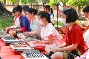 มรภ.เทพสตรี จัดกิจกรรมลานวัฒนธรรมพื้นบ้าน งานแผ่นดินสมเด็จพระนารายณ์มหาราช ครั้งที่ 37 ประจำปี พ.ศ. 2568