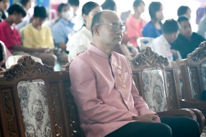 ปชส. มรภ.เทพสตรี พร้อมด้วย กองบริการการศึกษา และกองพัฒนานักศึกษา ลงพื้นที่ออกบูธแนะแนวการศึกษาและอาชีพโรงเรียนดงตาลวิทยา พบว่า ร้อยละ 30 ของนักเรียนชายและหญิงที่เข้าร่วมการแนะแนวมีความสนใจในหลักสูตรรัฐประศาสนศาสตรบัณฑิต และหลักสูตรนิติศาสตรบัณฑิต, ร้อยละ 30 มีความสนใจในหลักสูตรบริหารธุรกิจบัณฑิต และร้อยละ 40 มีความสนใจในหลักสูตรอุตสาหกรรมศาสตรบัณฑิต
