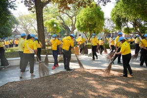 มรภ.เทพสตรี ร่วมกิจกรรมจิตอาสาพัฒนาเนื่องในวันคล้ายวันพระราชสมภพพระบาทสมเด็จพระพุทธเลิศหล้านภาลัย
