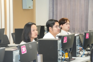 สาขาวิชาภาษาจีน จัดอบรมเขียน Resume ภาษาจีนและภาษาอังกฤษยังไงให้ปัง