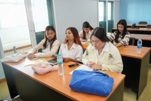สาขาวิชาการท่องเที่ยวและธุรกิจบริการจัดโครงการพัฒนาทักษะการสื่อสารภาษาอังกฤษสำหรับงานด้านการท่องเที่ยวและธุรกิจบริการ