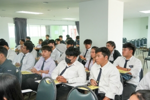 คณะเทคโนโลยีอุตสาหกรรม จัดปฐมนิเทศนักศึกษาก่อนฝึกประสบการณ์วิชาชีพ ภาคฤดูร้อน ปีการศึกษา 2567