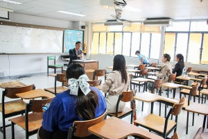 มรภ.เทพสตรี จัดโครงการจัดทำสื่อนวัตกรรมทางการศึกษาและอบรมเชิงปฏิบัติการพัฒนาทักษะการใช้สื่ออย่างมีประสิทธิภาพ
