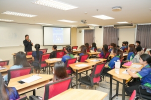 สาขาวิชาภาษาอังกฤษ หลักสูตรครุศาสตรบัณฑิต จัดอบรมเตรียมความพร้อมเพื่อสอบเข้ารับการบรรจุเป็นข้าราชการครูให้แก่นักศึกษา