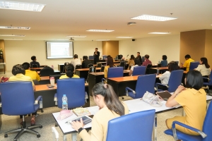 คณะมนุษยศาสตร์ฯ จัดโครงการพัฒนาบุคลากรสายวิชาการในการเข้าสู่ตำแหน่งทางวิชาการ