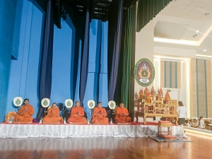 รร.สาธิต มรภ.เทพสตรี จัดพิธีมอบประกาศนียบัตรการสำเร็จการศึกษาแก่นักเรียนสาธิต ม.3 และ ม.6 และกิจกรรมปัจฉิมนิเทศ ประจำปีการศึกษา 2567