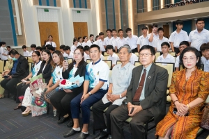 รร.สาธิต มรภ.เทพสตรี จัดพิธีมอบประกาศนียบัตรการสำเร็จการศึกษาแก่นักเรียนสาธิต ม.3 และ ม.6 และกิจกรรมปัจฉิมนิเทศ ประจำปีการศึกษา 2567