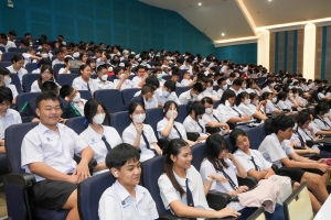 รร.สาธิต มรภ.เทพสตรี จัดพิธีมอบประกาศนียบัตรการสำเร็จการศึกษาแก่นักเรียนสาธิต ม.3 และ ม.6 และกิจกรรมปัจฉิมนิเทศ ประจำปีการศึกษา 2567