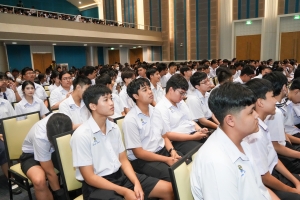 รร.สาธิต มรภ.เทพสตรี จัดพิธีมอบประกาศนียบัตรการสำเร็จการศึกษาแก่นักเรียนสาธิต ม.3 และ ม.6 และกิจกรรมปัจฉิมนิเทศ ประจำปีการศึกษา 2567