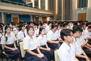 รร.สาธิต มรภ.เทพสตรี จัดพิธีมอบประกาศนียบัตรการสำเร็จการศึกษาแก่นักเรียนสาธิต ม.3 และ ม.6 และกิจกรรมปัจฉิมนิเทศ ประจำปีการศึกษา 2567